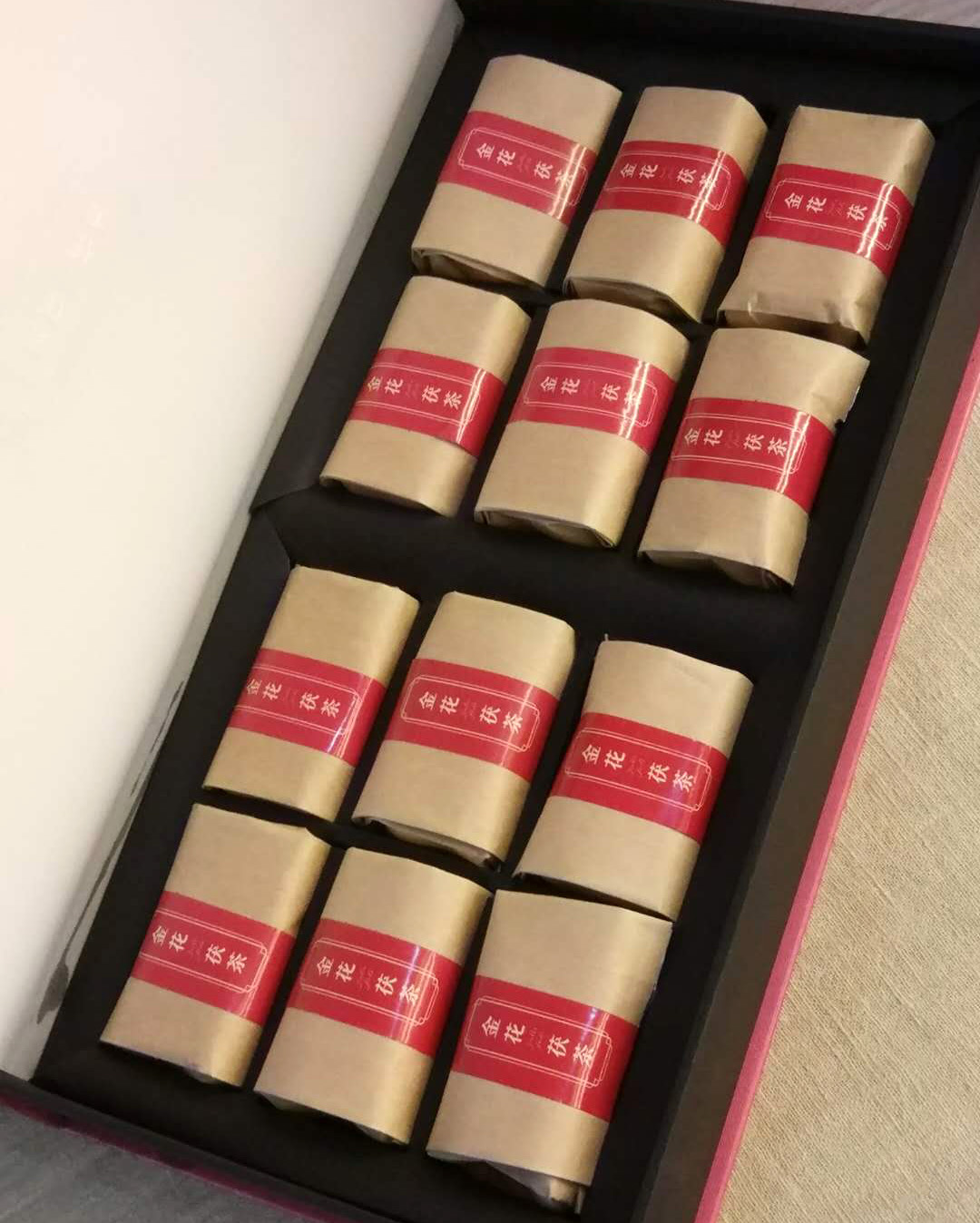 湖(hú)南安化黑茶手筑茯砖精致礼盒